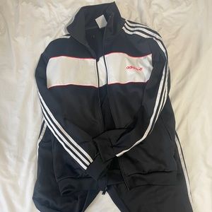 Adidas Womens sweatsuit XL
